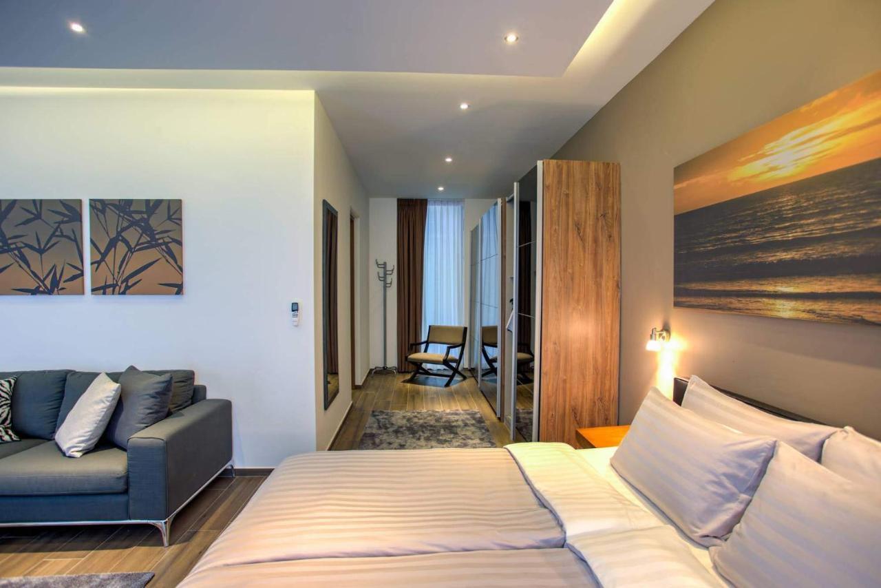 Ocean Rock Kalim Aparthotel Patong Exterior photo